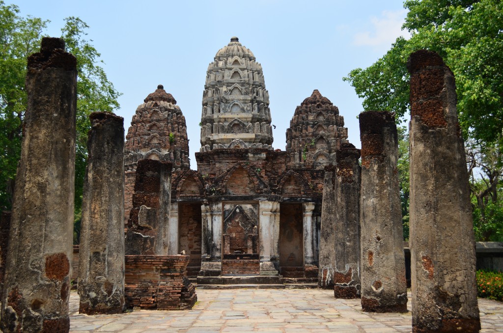 Na, wer kennt diese drei Türme noch? Sie standen Modell für den wahrscheinlich berühmtesten Walt Disney-Film aller Zeiten. Name des Tempels: Der Wat Si Sawai. Laut Historikern wurde er aber erst im 12. Jahrhundert von den Khmern hinzugefügt.