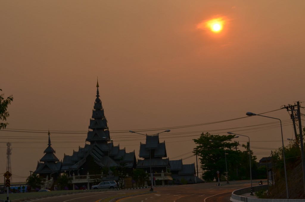 Mae Sariang - Heimat für die nächsten Monate. Für mich tatsächlich einer der schönsten Orte Thailands. Hier scheint die Zeit stillgestanden zu haben. Daher widme ich dieser Stadt in den nächsten Tagen einen eigenen Thread. 